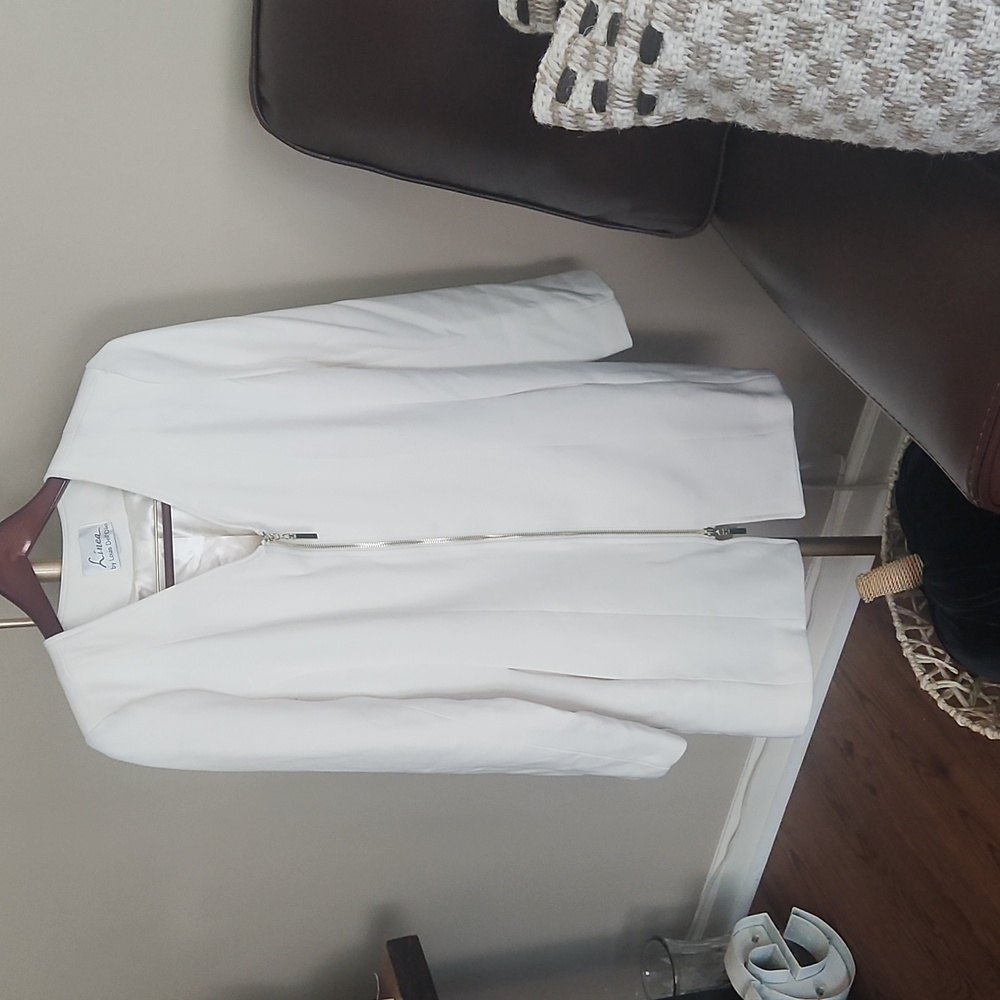 Linea by Louis Dell'Olio White Zip-Up Coat Gold Zipper